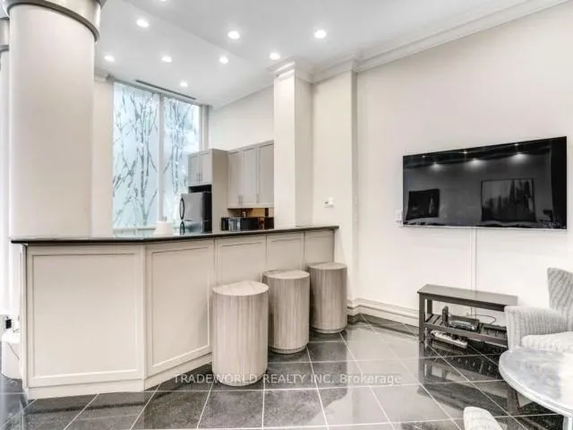 Additional image 8 of 7 Lorraine Dr Unit 1505