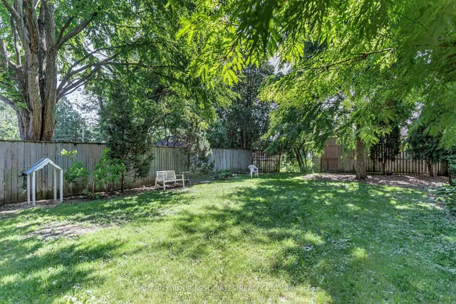 Additional image 31 of 8 Monkton Ave