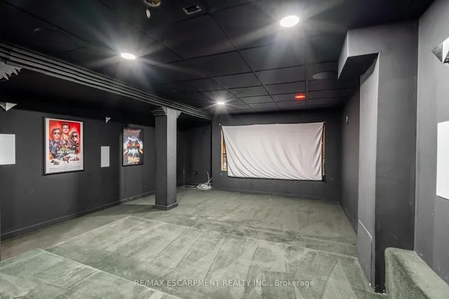 Additional image 39 of 1689 Kerns Rd