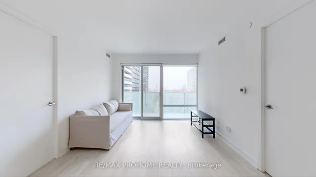 Additional image 8 of 501 Yonge St Unit 1612