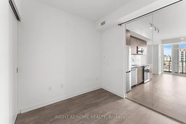 Additional image 15 of 50 Power St Unit 728