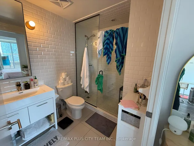 Additional image 13 of 106 Dovercourt Rd Unit 805