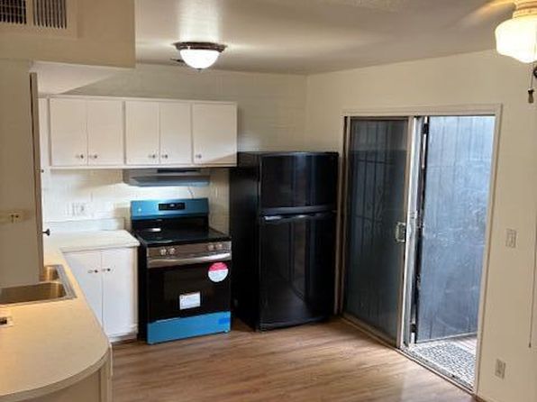 2533 W Rose Ln #A8, Phoenix, AZ 85017