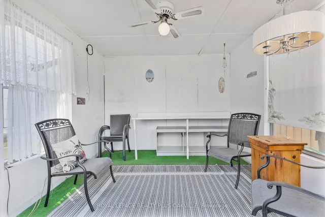 Additional image 33 of 2 Westcliffe Ave