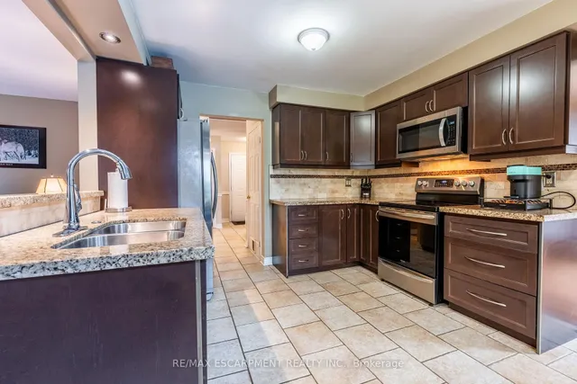 Additional image 15 of 24 Vance Cres