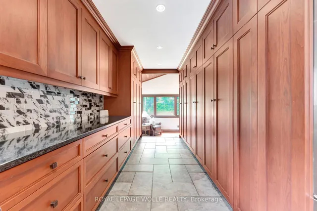 Additional image 17 of 11 Maple Hill Dr