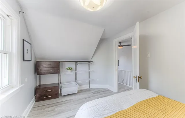 Additional image 33 of 48 Ellis Ave