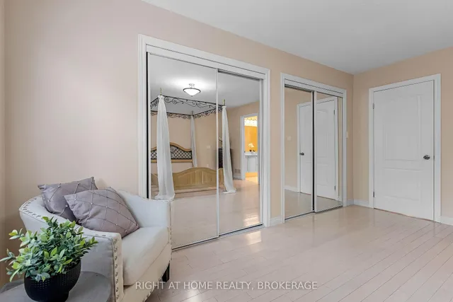 Additional image 23 of 1054 Augustus Dr