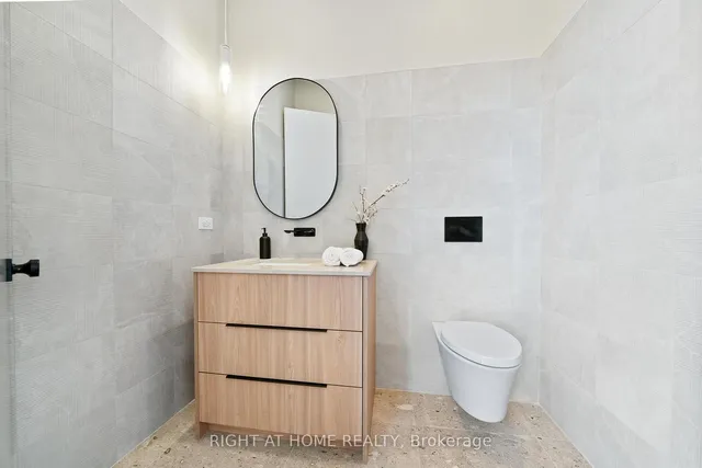 Additional image 17 of 16 Joanne Crt