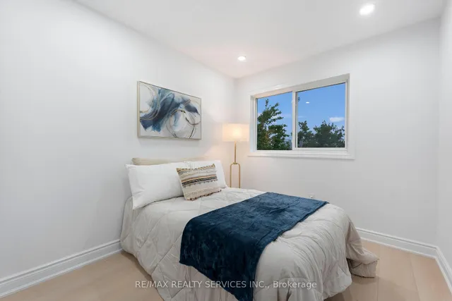 Additional image 16 of 80 Acorn Pl Unit 28