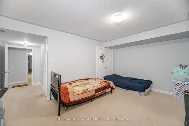 Additional image 33 of 90 Crumlin Cres