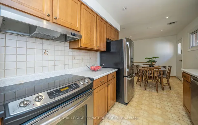 Additional image 15 of 94 Collingsbrook Blvd