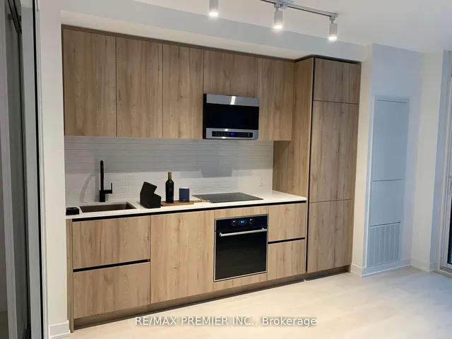 Additional image 10 of 127 Broadway Ave Unit 617