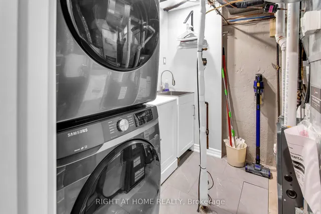 Additional image 44 of 400 Bloor St Unit 75