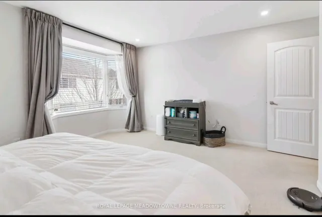 Additional image 23 of 608 Brothers Cres