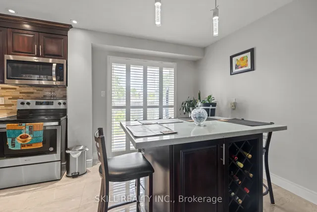 Additional image 15 of 71 Briarwood Ave