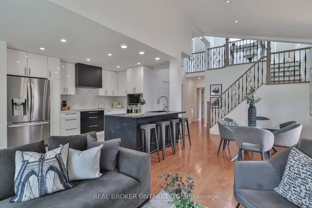 Additional image 5 of 70 Colonial Ave