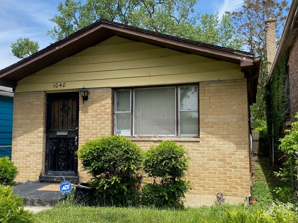 1040 W 104th St, Chicago, IL 60643