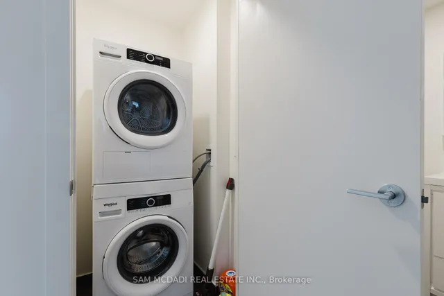 Additional image 16 of 212 King William St Unit 1305