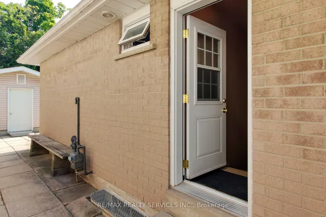 Additional image 38 of 18 Heggie Rd