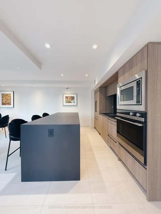 Additional image 23 of 81 Wellesley St Unit 603