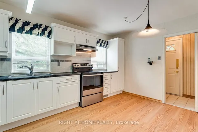 Additional image 20 of 11 Ambleside Ave