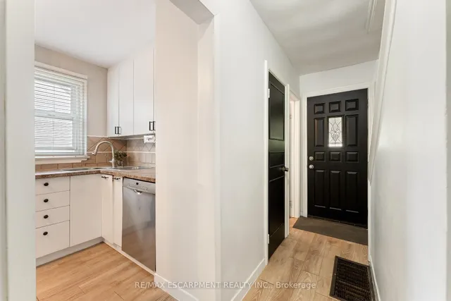 Additional image 20 of 49 EATON Pl