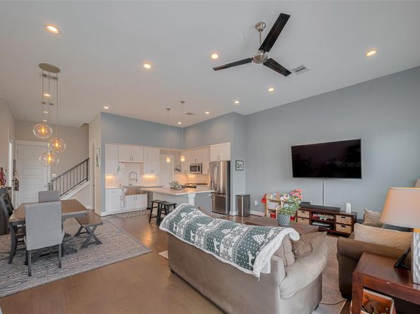 806 Thornton Rd UNIT F, Houston, TX 77018
