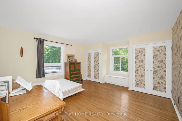 Additional image 23 of 85 Robinhood Dr