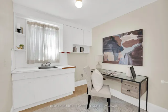 Additional image 16 of 259 Silverthorn Ave