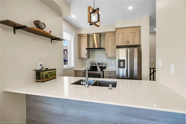 Additional image 6 of 575 Woodward Ave Unit 48