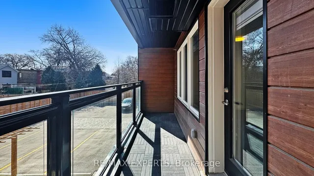 Additional image 15 of 45 Connaught Ave Unit 203