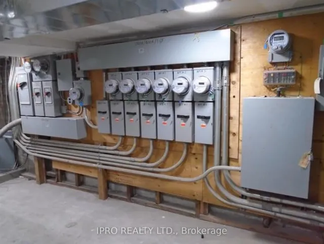 Additional image 8 of 835 King St