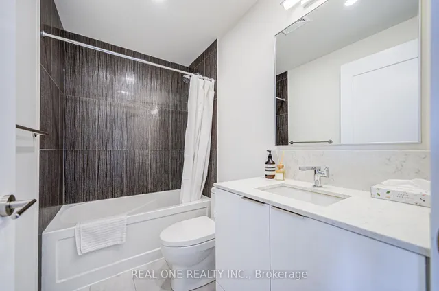 Additional image 23 of 28 Freeland St Unit 1810