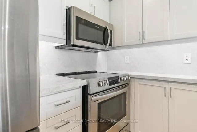 Additional image 12 of 18 Kenaston Gdns Unit 1701