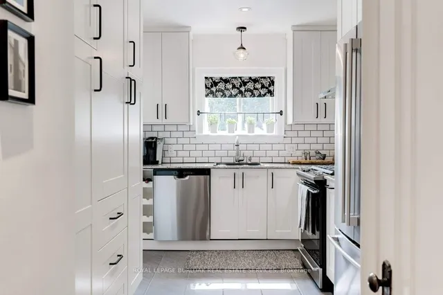 Additional image 5 of 221 Park Row