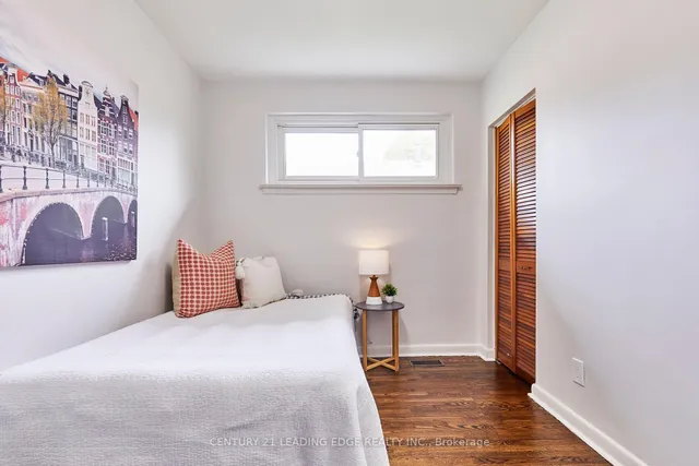 Additional image 33 of 130 Porchester Dr