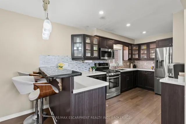 Additional image 8 of 64 Athenia Dr