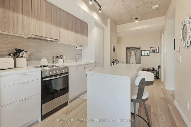 Additional image 12 of 7 Smith Cres Unit 410