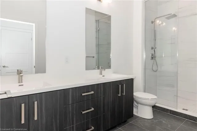 Additional image 30 of 5 Wellington St Unit 102