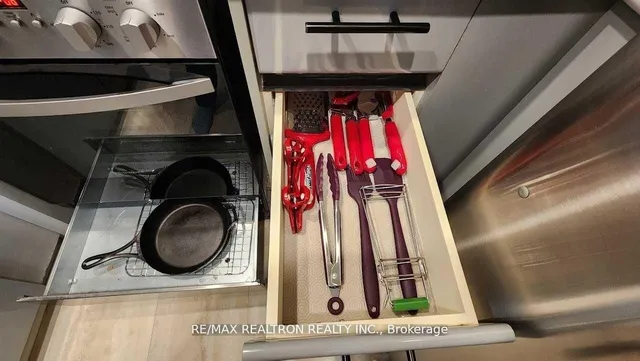 Additional image 27 of 7 Broadway Ave Unit 211