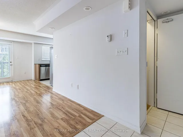 Additional image 7 of 2504 Post Rd Unit 20