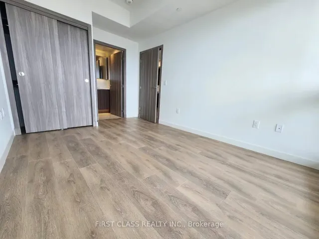 Additional image 6 of 25 Mcmahon Dr Unit 1905