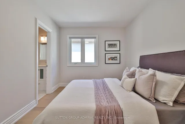 Additional image 24 of 528 Douglas Ave