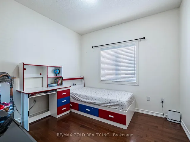 Additional image 26 of 18 Divinity Circ