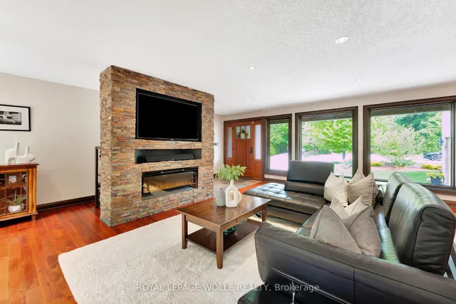 Additional image 8 of 11 Maple Hill Dr