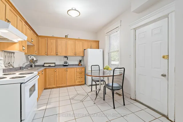 Additional image 9 of 27 Tisdale St