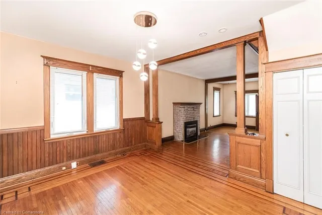 Additional image 12 of 11 Grafton Ave