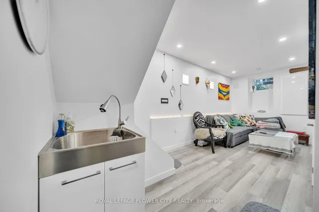 Additional image 30 of 500 Dufferin St