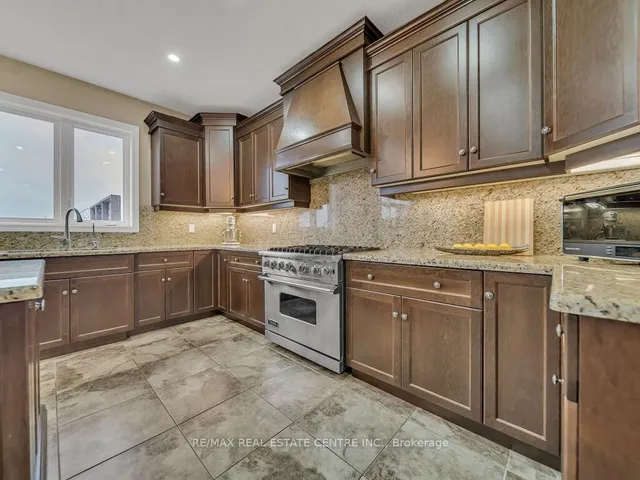 Additional image 13 of 264 Evens Pond Cres